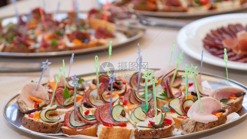 食材配送批发价格背后的秘密：揭秘计算公式与影响因素